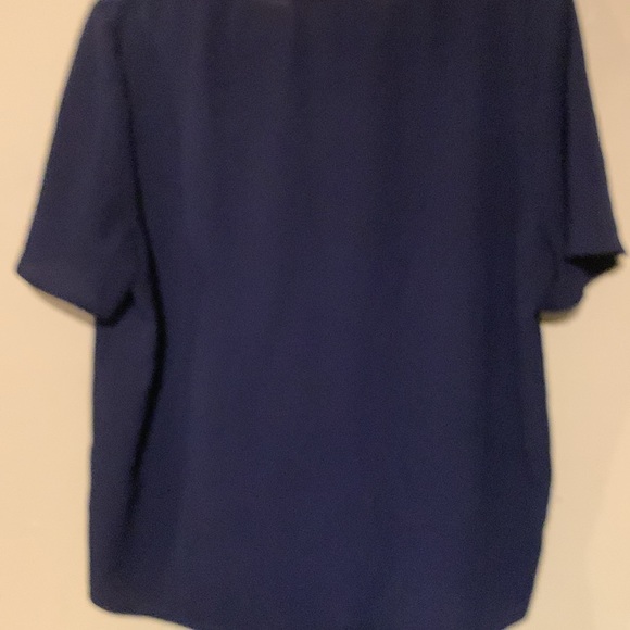 MICHAEL MICHAEL KORS Button-Front Tie-Hem Blouse - Picture 5 of 5